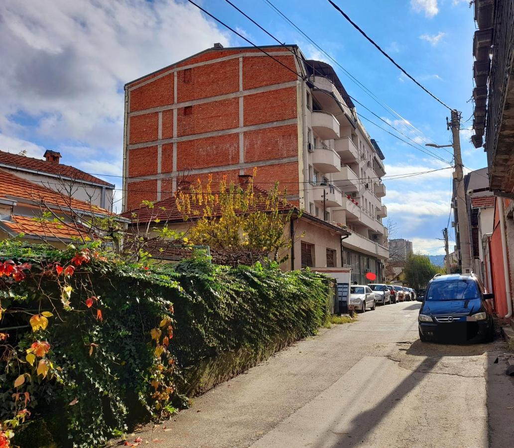 Limone Apartmani Ni エクステリア 写真