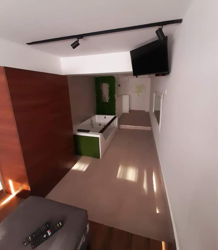 Limone Apartmani Ni エクステリア 写真